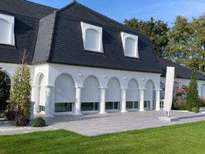 Villa à arcades rénovée en Alsace du Nord, équipée de volets roulants
